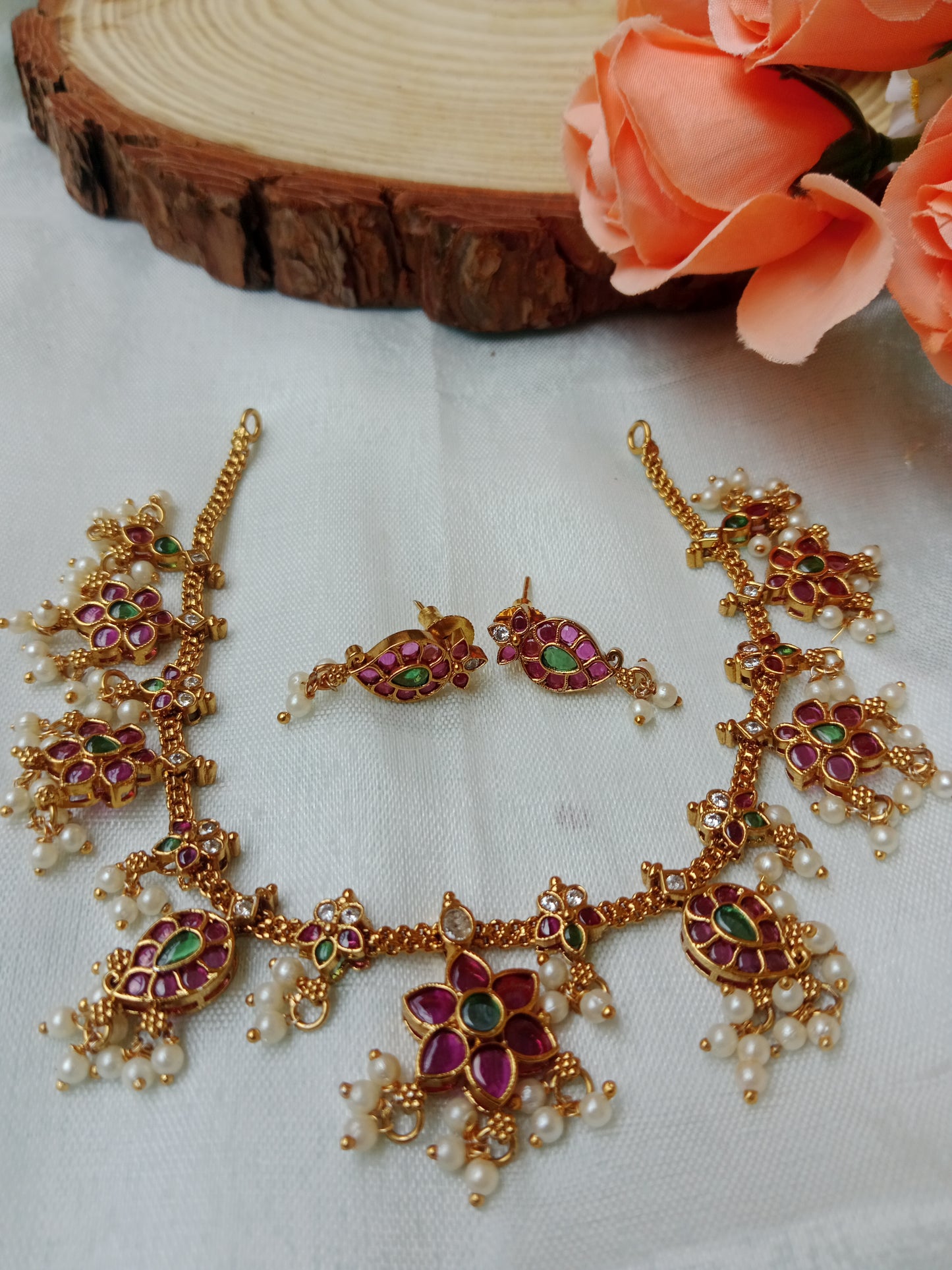 Guttapusalu Ruby Emerald Necklace Set