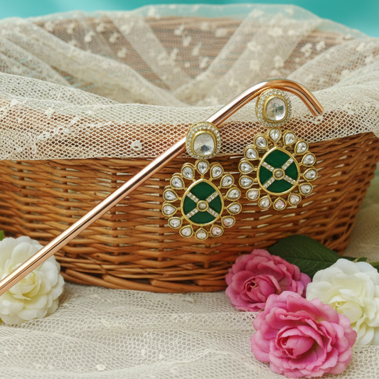 Green Kundan Round Earrings