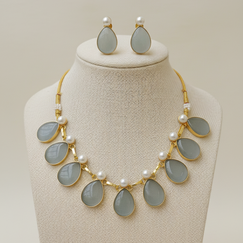 monalisa  Grey Tear drop Choker Necklace